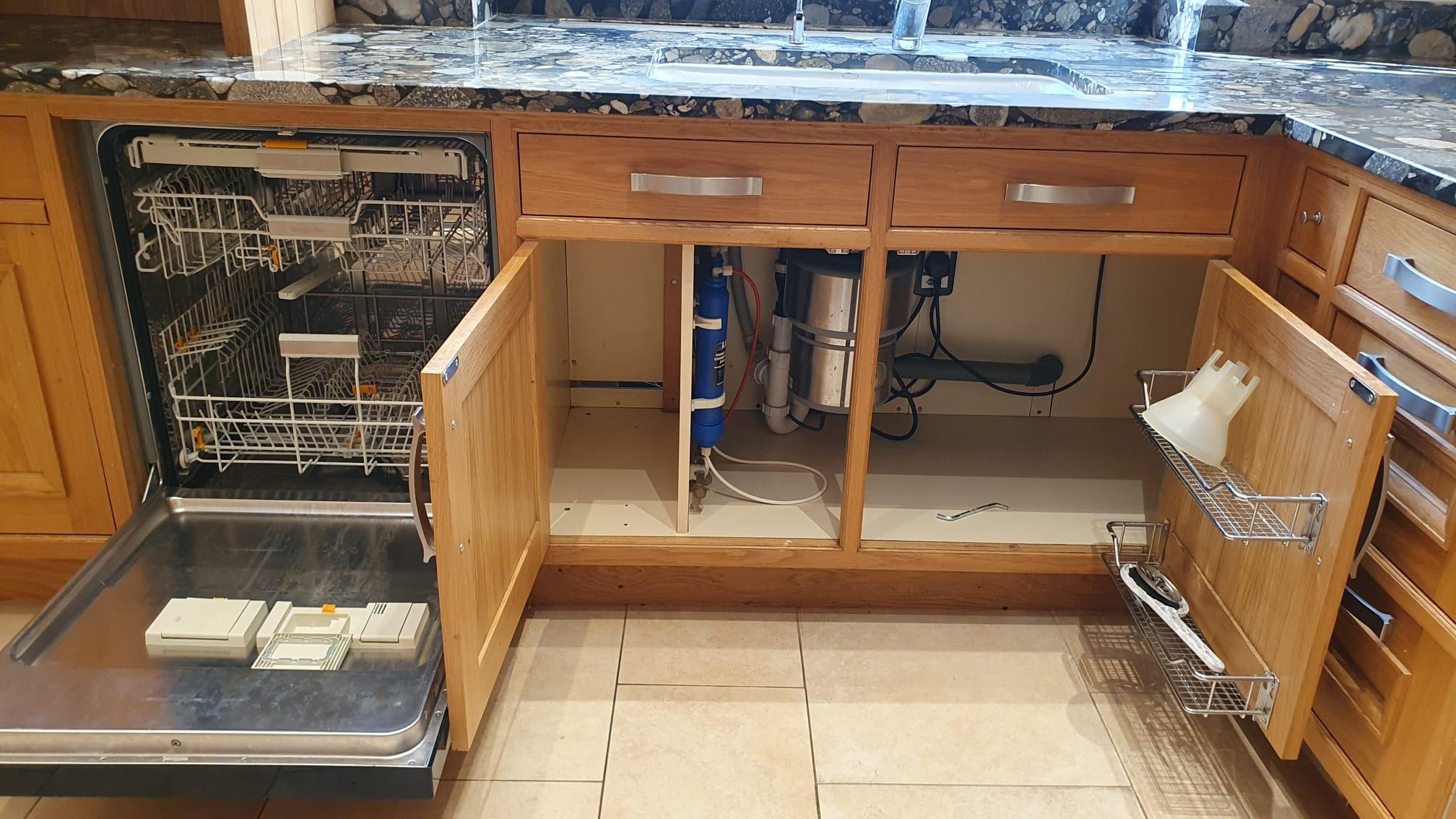 Side 1 Dishwasher & Under Sink